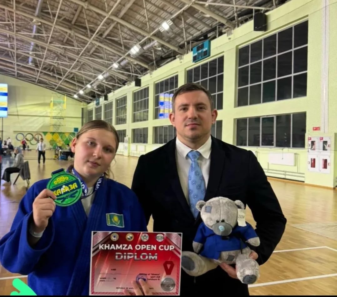 Забейворотина Диана, ученица 7е класса, заняла ІІ место по ДЗЮДО.  ДИАНА, поздравляем! Молодец!